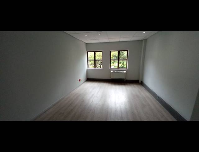 843M² OFFICE TO LET IN WOODMEAD